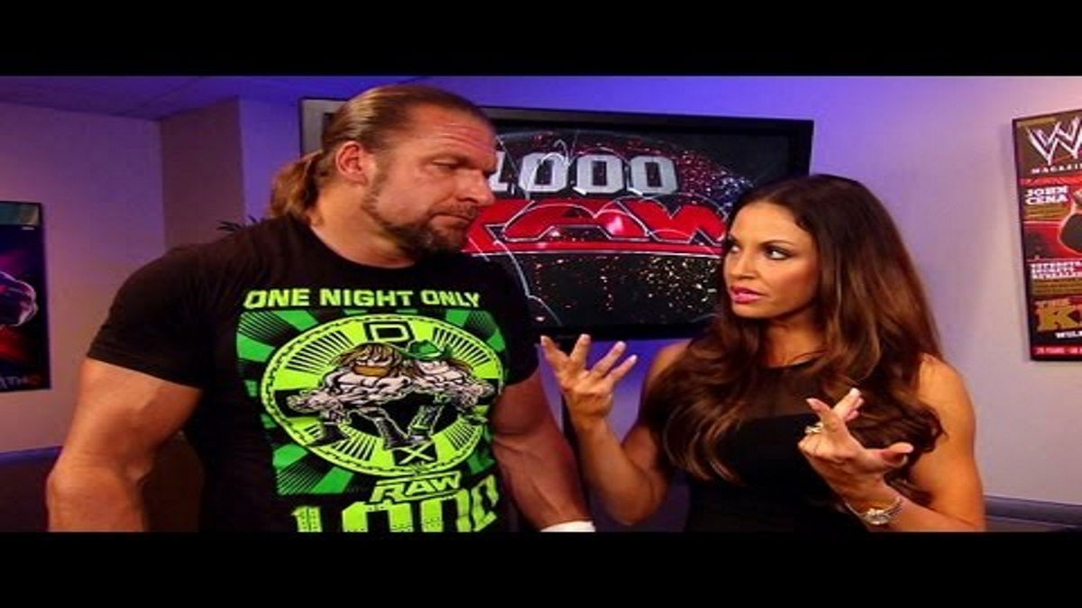 13 Sexiest Moments In WWE History - Page 3 of 14 - WrestleTalk