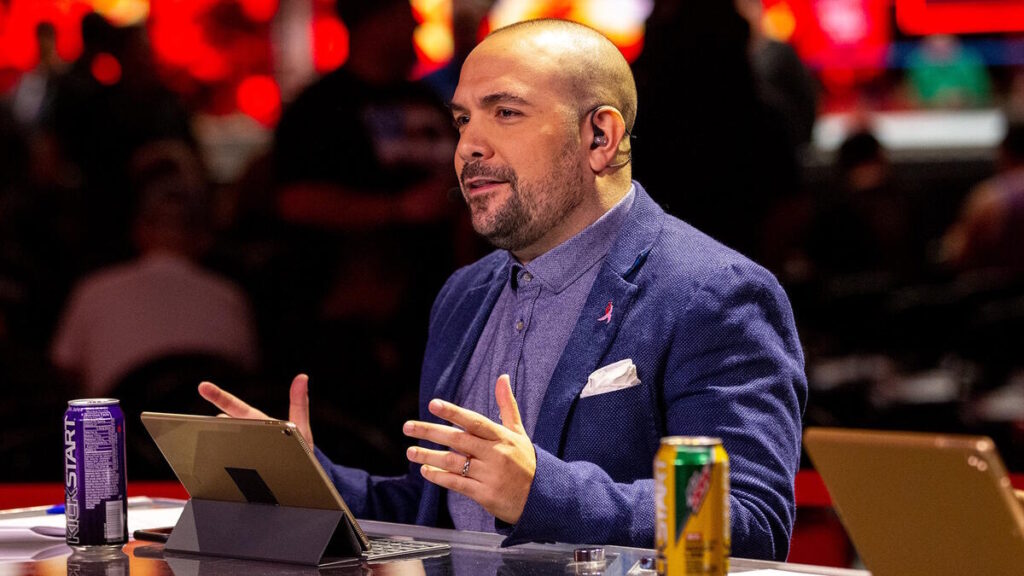 WWE Evolve commentator Peter Rosenberg