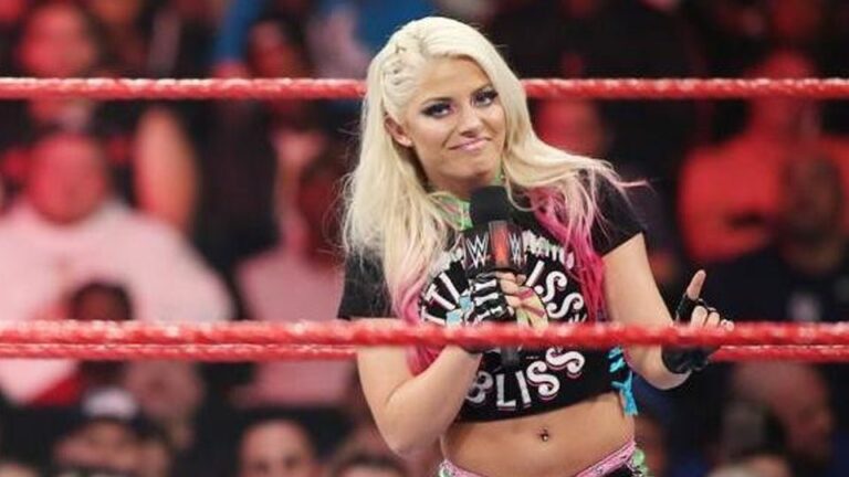 Alexa Bliss on Trish Stratus – “It is definitely a dream match”
