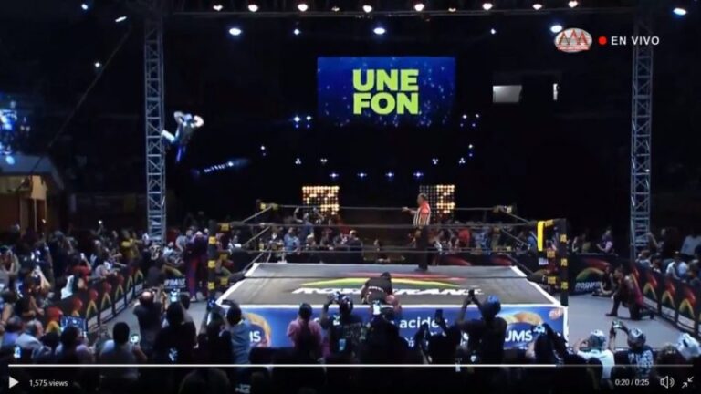 Aerostar Nearly Breaks Neck After Huge Dive (VIDEO)