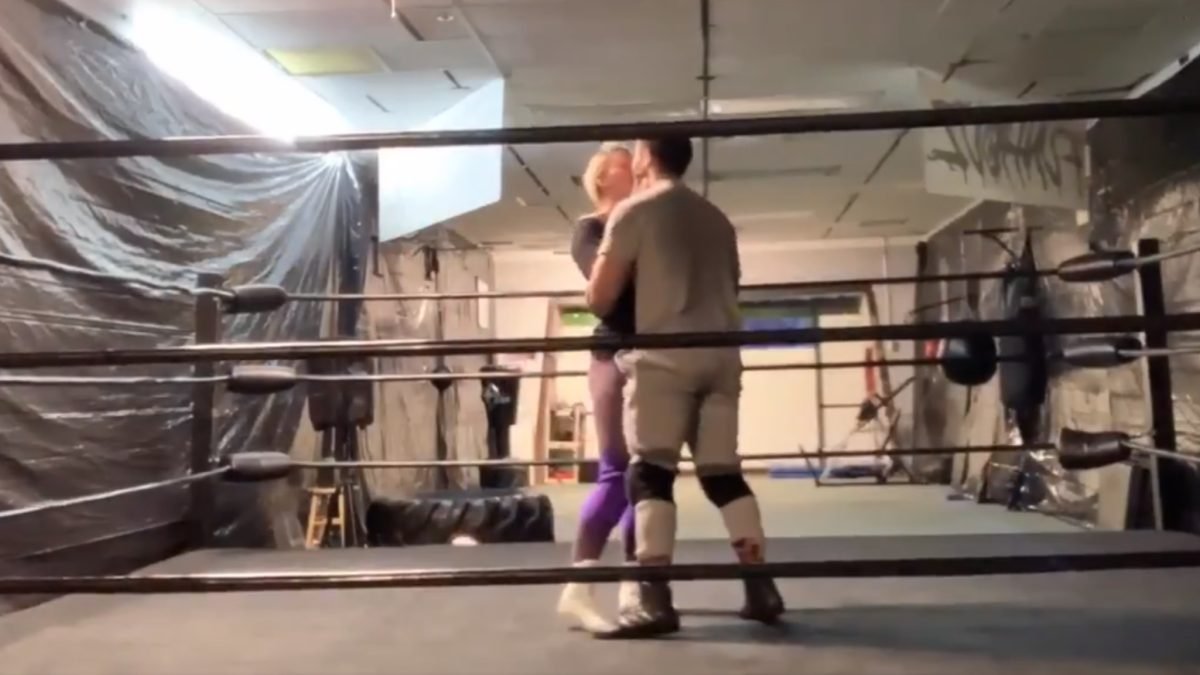 Indie Wrestlers Engaged After Unique Proposal
