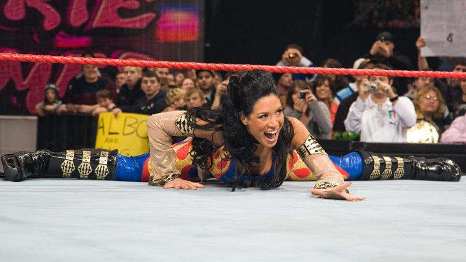 Melina responds to Naomi’s WWE Evolution challenge