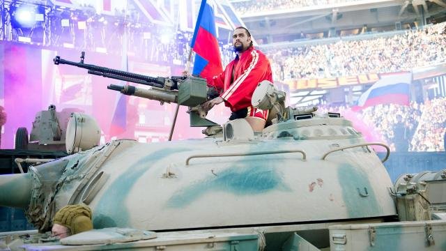 Rusev Implies He Had Sex With Lana On Tank At WrestleMania 31