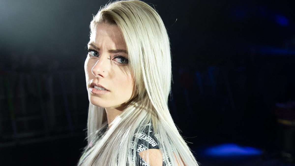 Alexa Bliss Reports “Fan” For Death Threats