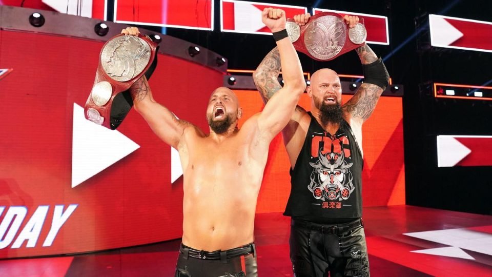 Luke Gallows & Karl Anderson Win WWE Raw Tag Team Titles