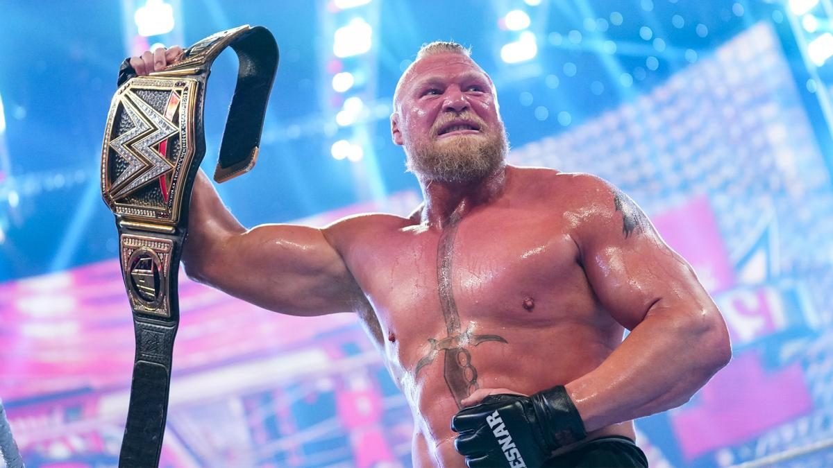 Watch Brock Lesnar Pose For A Selfie With A Fan Following WWE Day 1