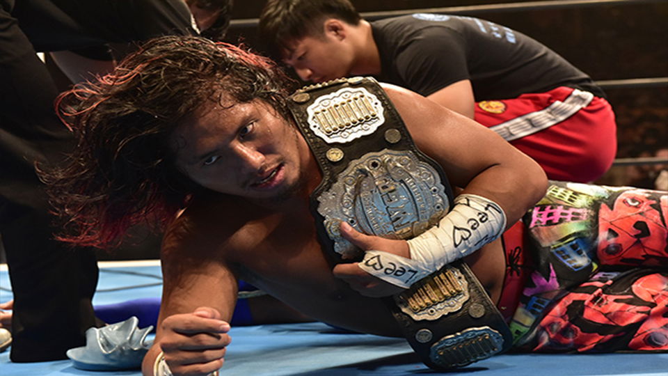 Hiromu Takahashi Wins IWGP Junior Heavyweight Championship