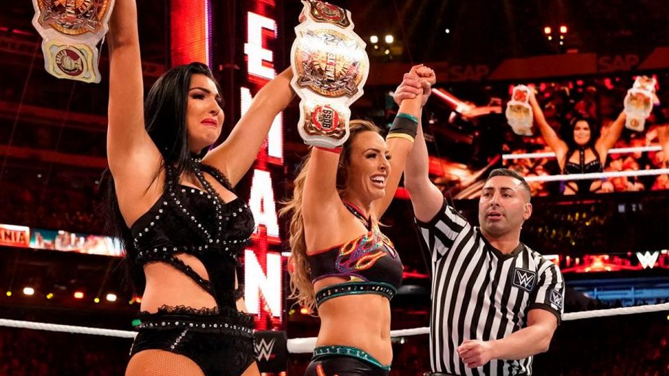 The IIconics Become New WWE Women’s Tag Team Champions