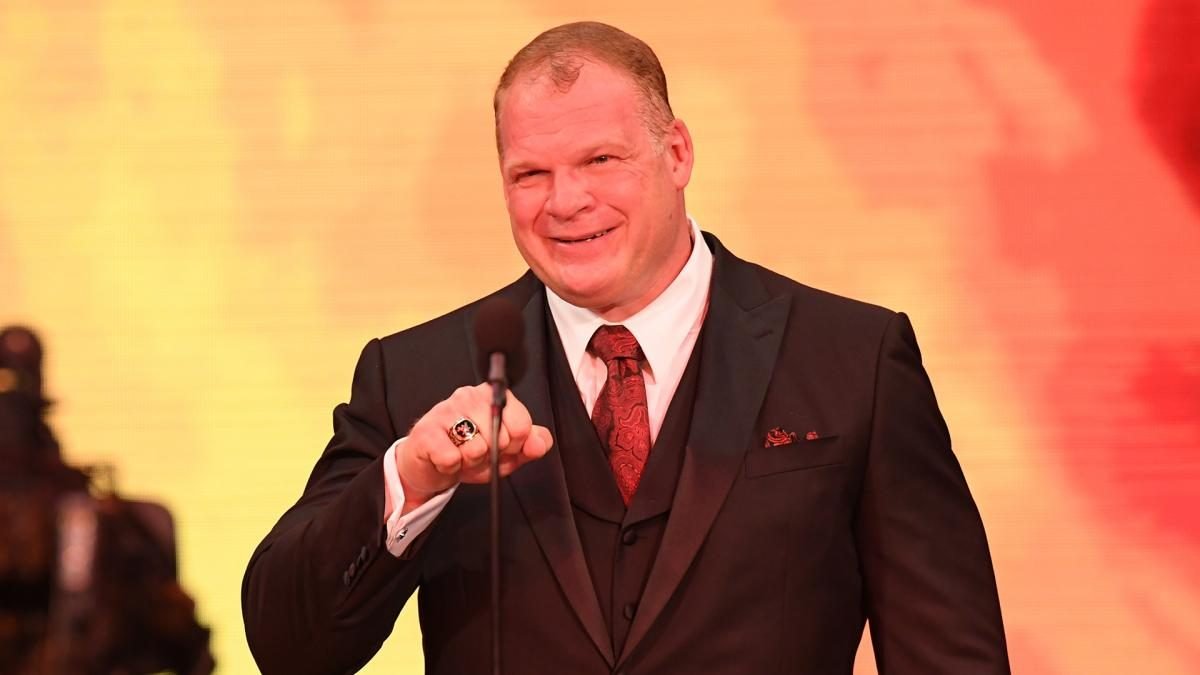 Kane Appears On WWE SmackDown