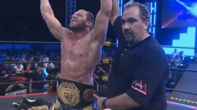 Kenny Omega Retains AAA Mega Championship