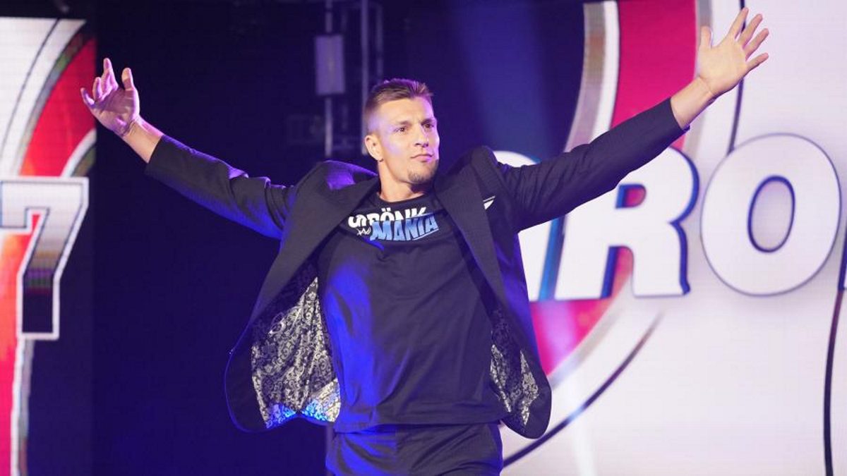 Original WWE Plans For Rob Gronkowski In Saudi Arabia Revealed