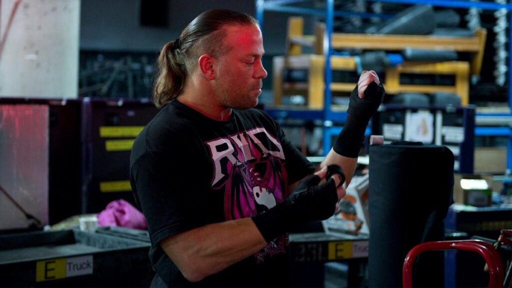 Rob Van Dam Gave Vince McMahon Hilarious Gift At WWE Hall Of Fame