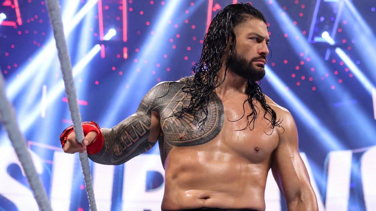 Watch Roman Reigns Break Character At WWE Live Event (VIDEO) - WrestleTalk