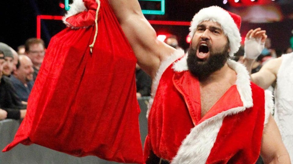 11 Brilliant Christmas Gifts For Wrestling Fans