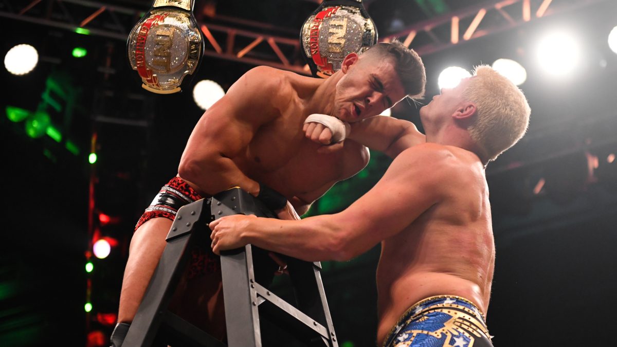 Cody Rhodes Vs Sammy Guevara Aew Beach Break Ladder Match Earns Five