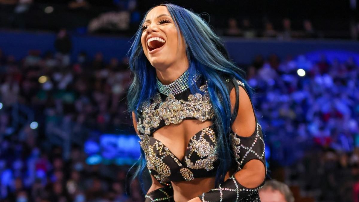 AEW Star Addresses Issues Between Sasha Banks & WWE