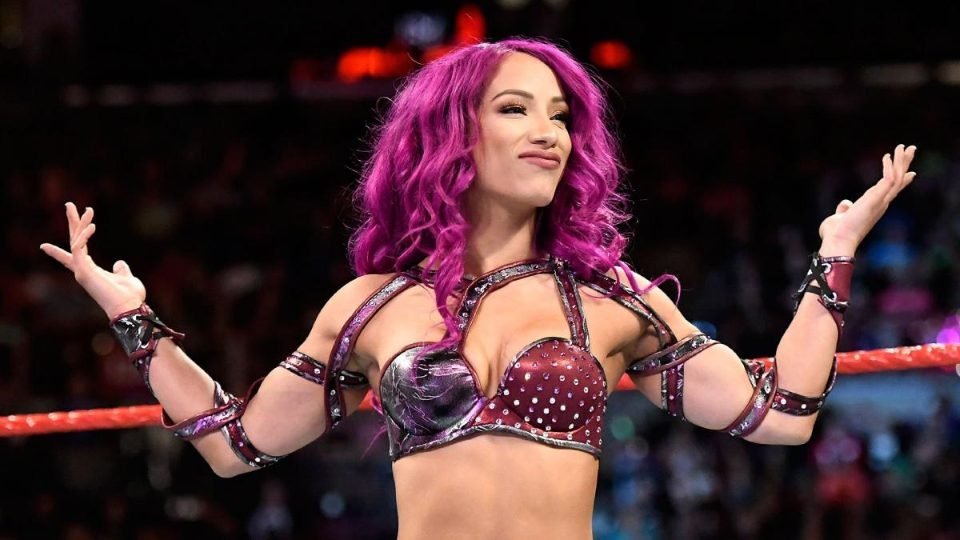 Report: Sasha Banks Signed New WWE Contract Before WrestleMania