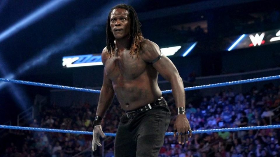 R-Truth Becomes 18-Time WWE 24/7 Champion
