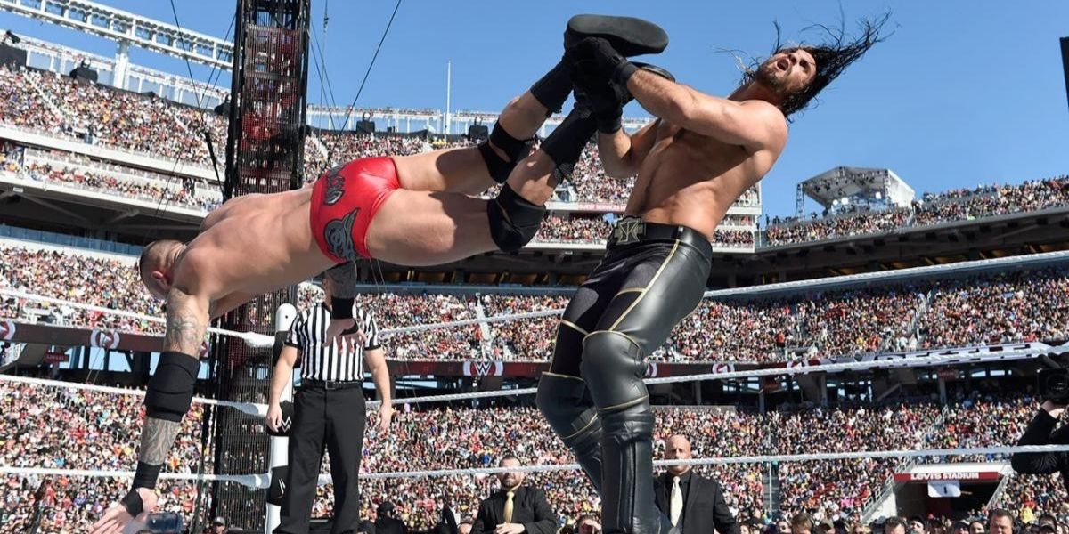 Randy Orton vs Seth Rollins. WRESTLEMANIA 40. Дропкик удар. Dropkick в Реслинге.