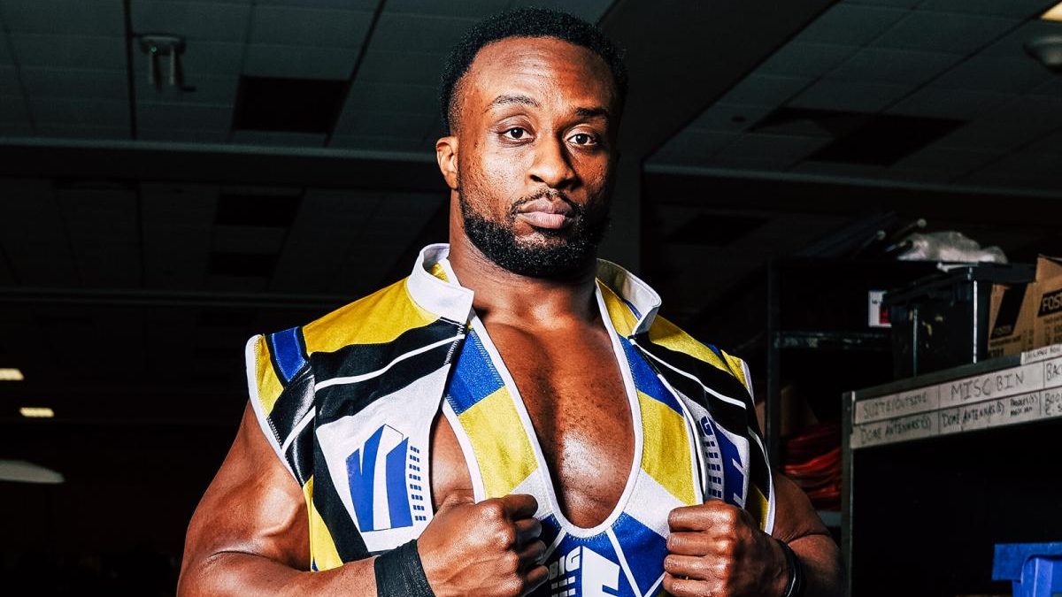 Big E Signals To Fans After Scary Botch On SmackDown Sees Him On Stretcher