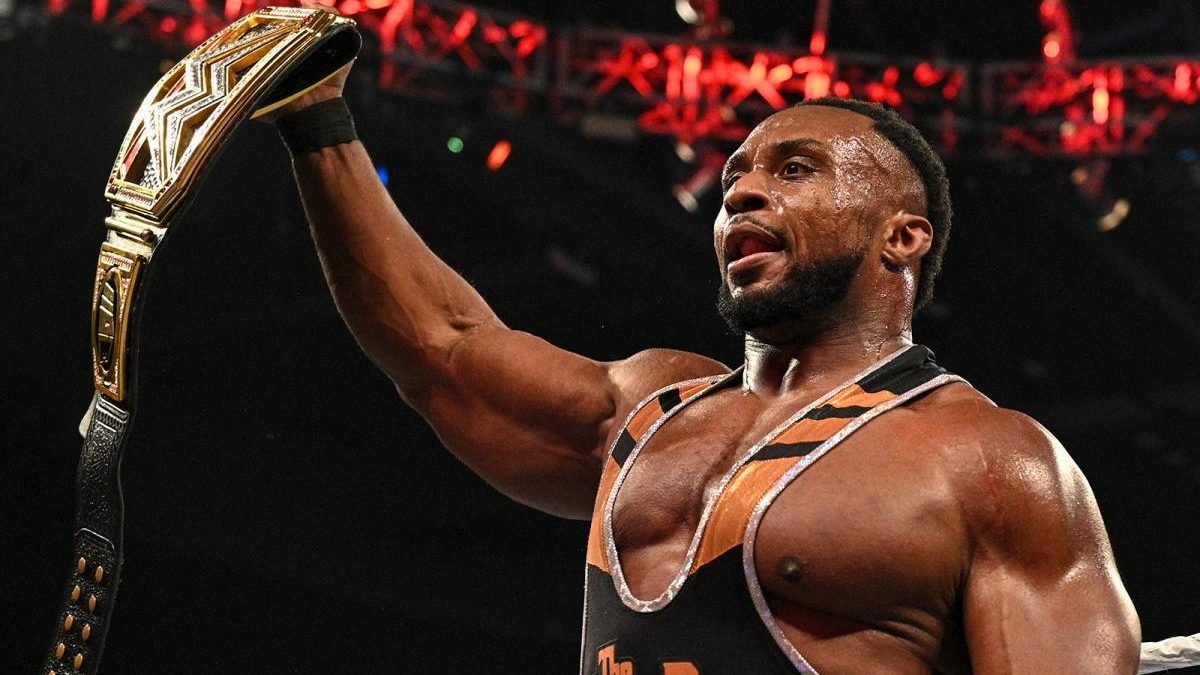 Big E Spotted Without Neck Brace During Injury Treatment