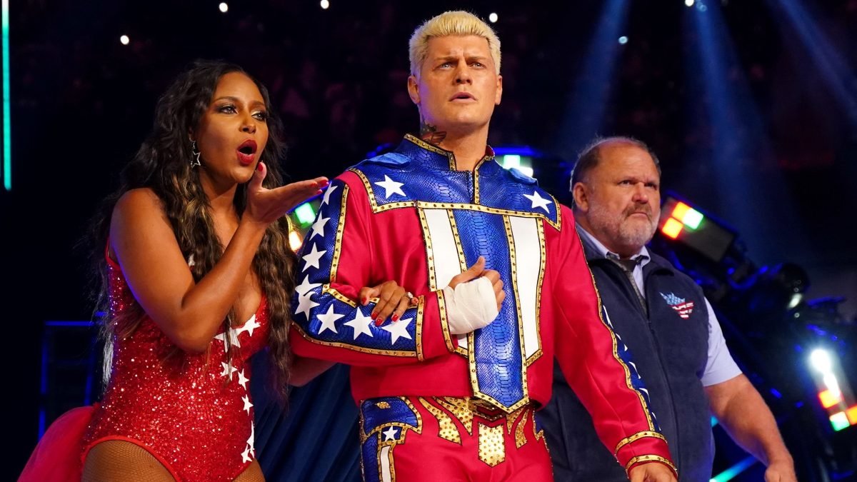 Brandi Rhodes Reacts To Cody Rhodes Vs Seth Rollins Hell In A Cell Star Rating