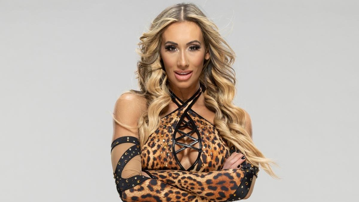 Carmella Shows Off Head Wound From WWE Live Event (Photo)