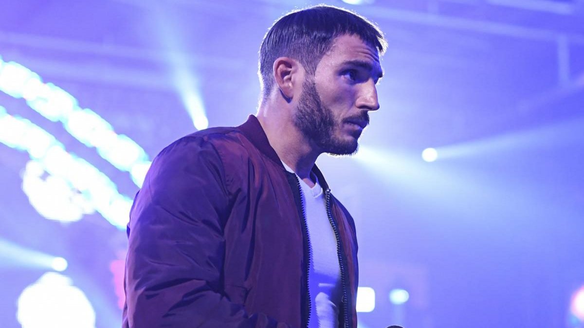 Johnny Gargano Only Partaking In Select Signings, Not Ready For In-Ring Return