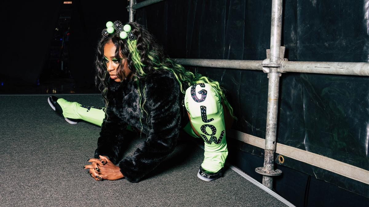 Backstage News On Naomi ‘Family Situation’ In WWE, Contract Update