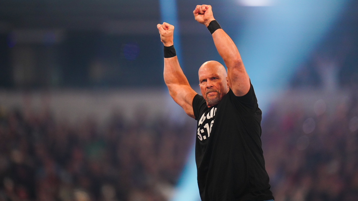 Stone Cold Steve Austin Was Told Not To Use Middle Finger At WrestleMania 38
