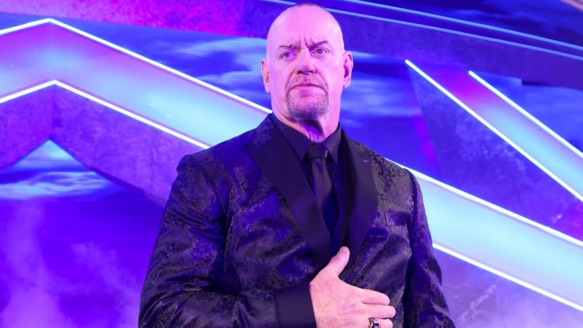 The Undertaker Praises Becky Lynch And Bianca Belair - WrestleTalk