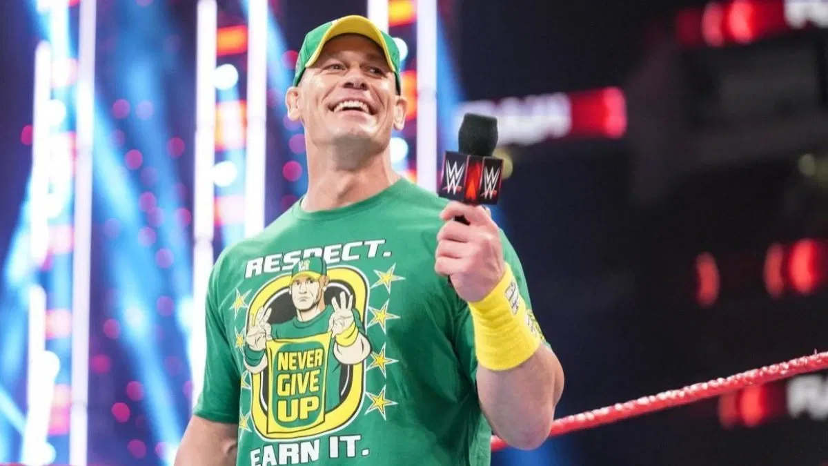 John Cena Shows Off New Look (PHOTO)