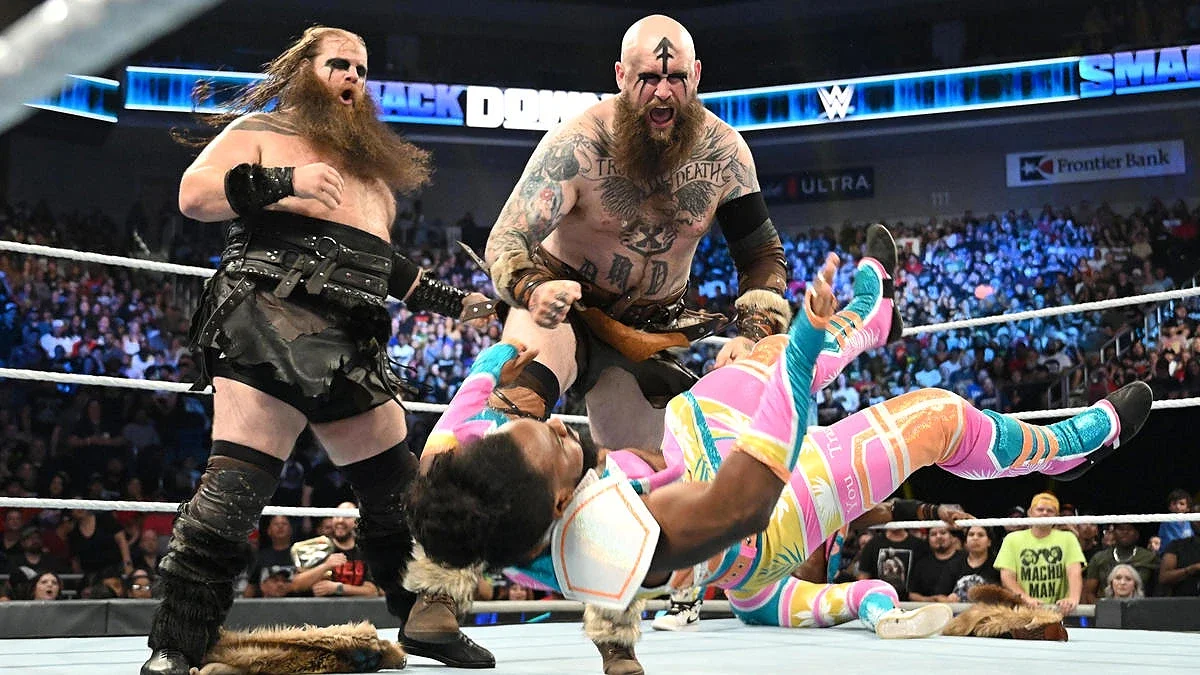 Viking Rules Match Kicks Off Pre-Taped SmackDown