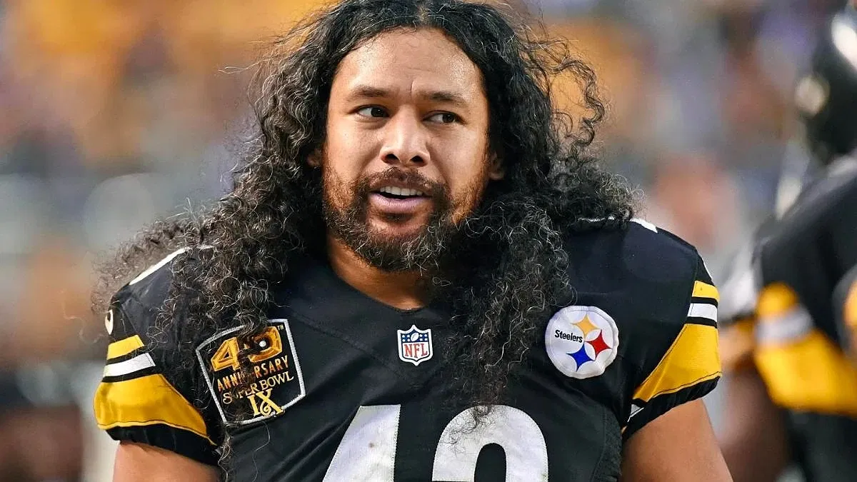 NFL Hall Of Famer Troy Polamalu’s Nephew Attended WWE Tryout