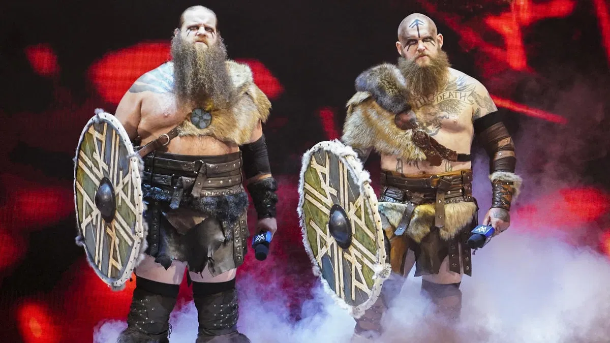 The New Day vs. The Viking Raiders — Viking Rules Match: SmackDown, Sept.  2, 2022 