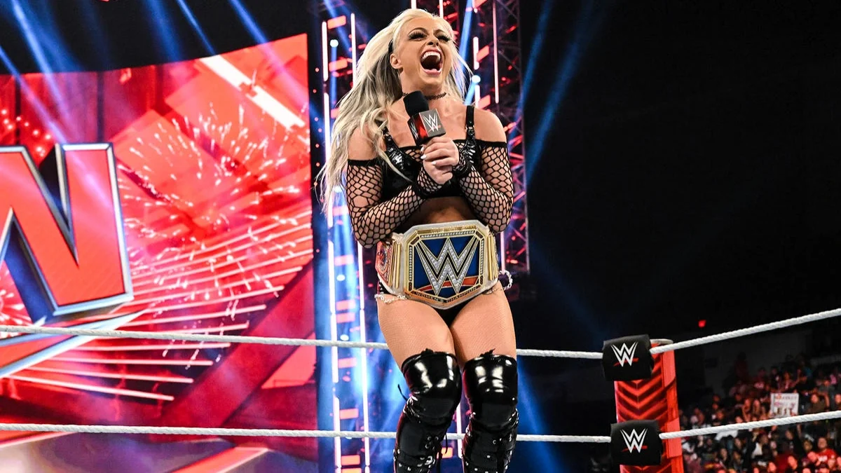 Report: Sasha Banks & Naomi Walkout Led To WWE Pushing Liv Morgan