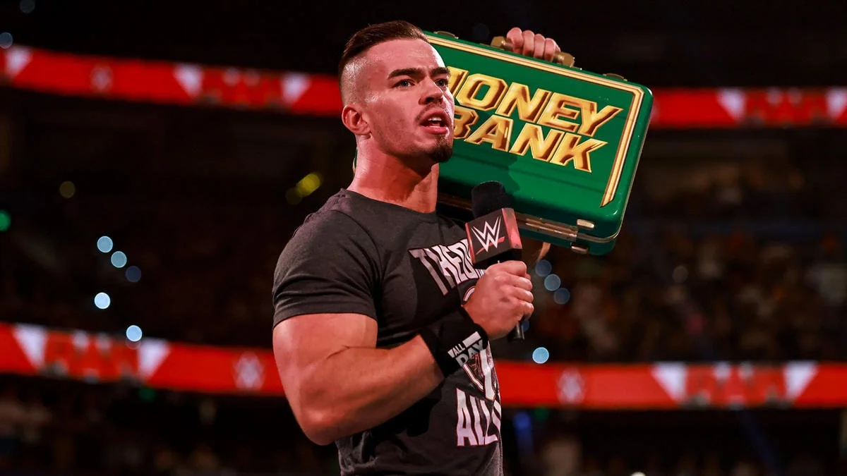 Every WWE Money In The Bank Winner & Cash-In
