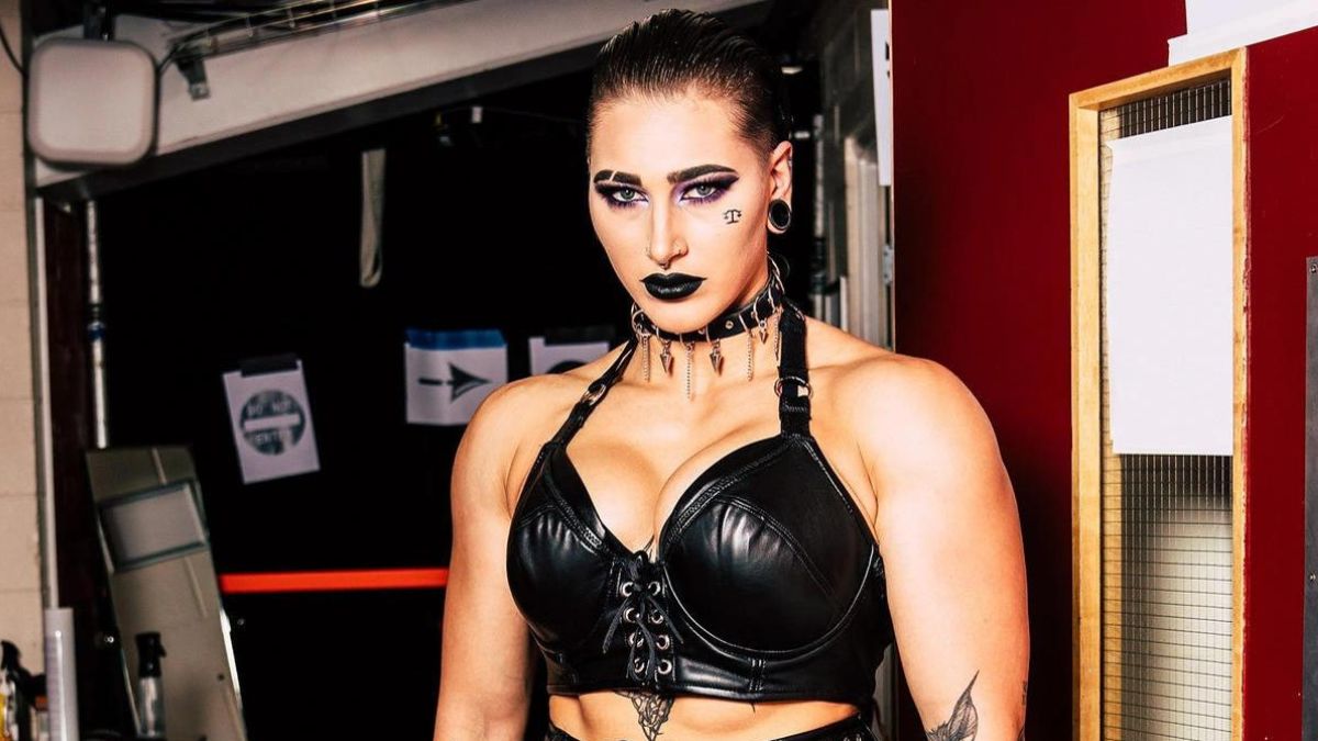 Watch Rhea Ripley Bodyslam Luke Gallows On WWE Raw