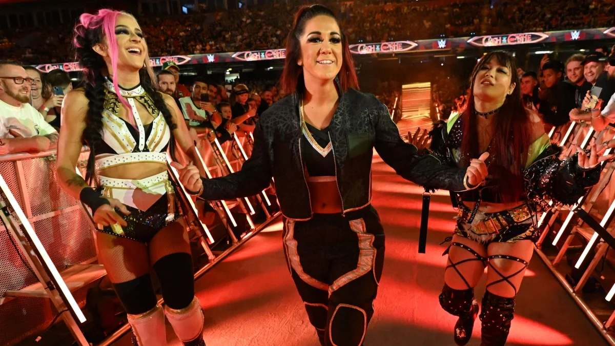 Bayley Says Sasha Banks & Naomi ‘Might Be Scared To Come Back’ To WWE