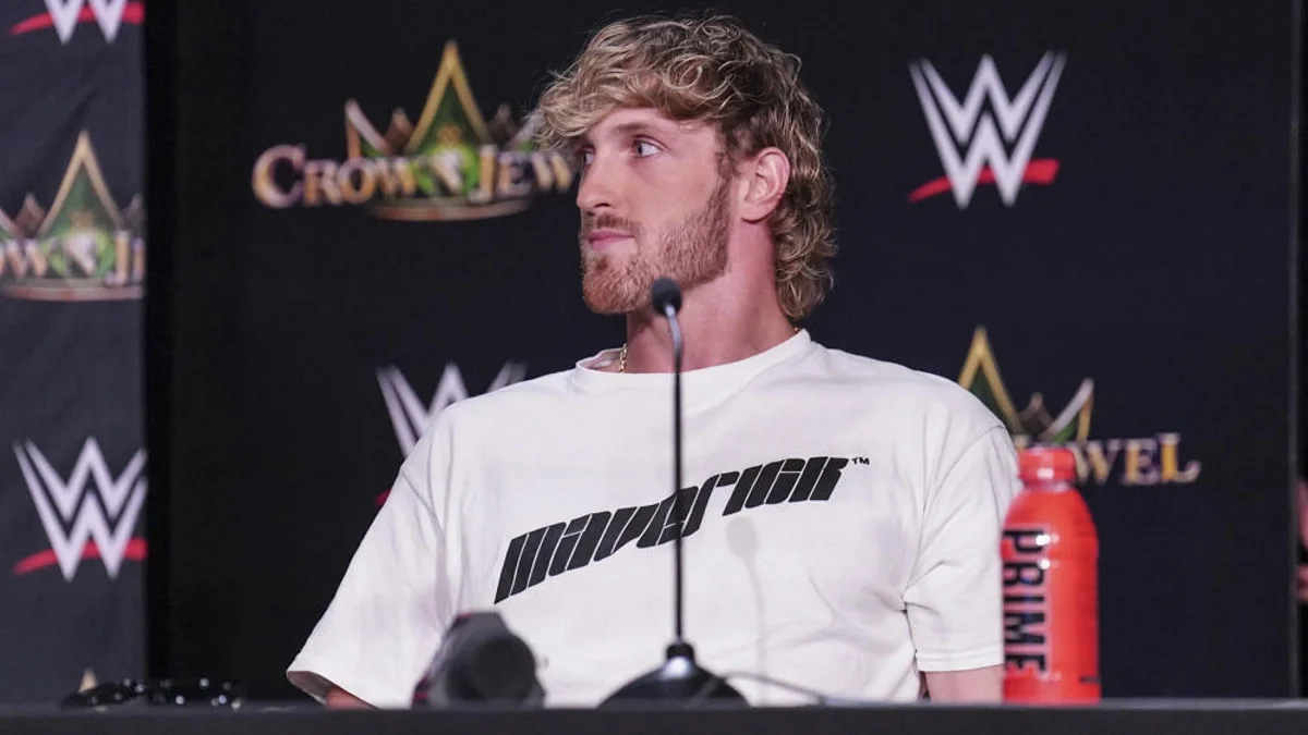 UFC Star Calls Out Logan Paul For WWE Match (VIDEO)