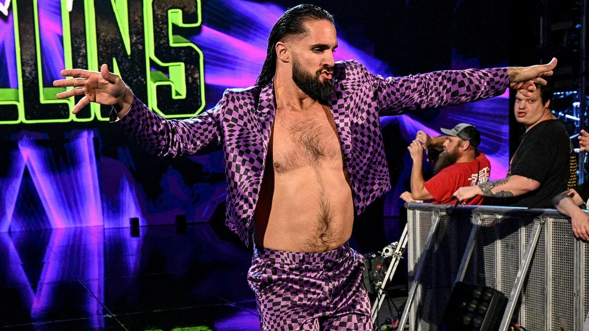 Fans Spot Hilarious Seth Rollins Botch On WWE Raw