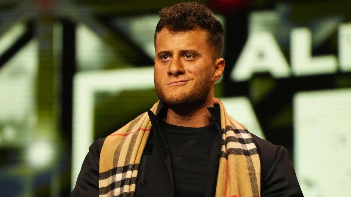 See MJF’s Mom Hilariously Interacting With Fans At AEW Full Gear
