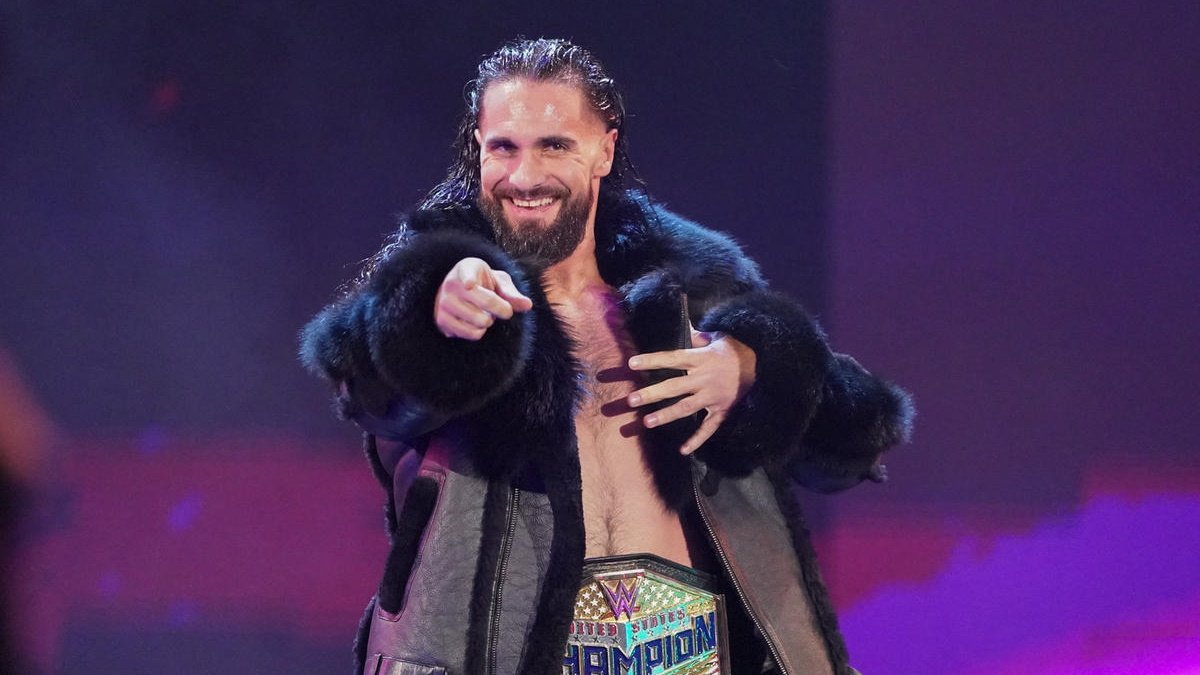 Seth Rollins Photographed With New Blonde Look