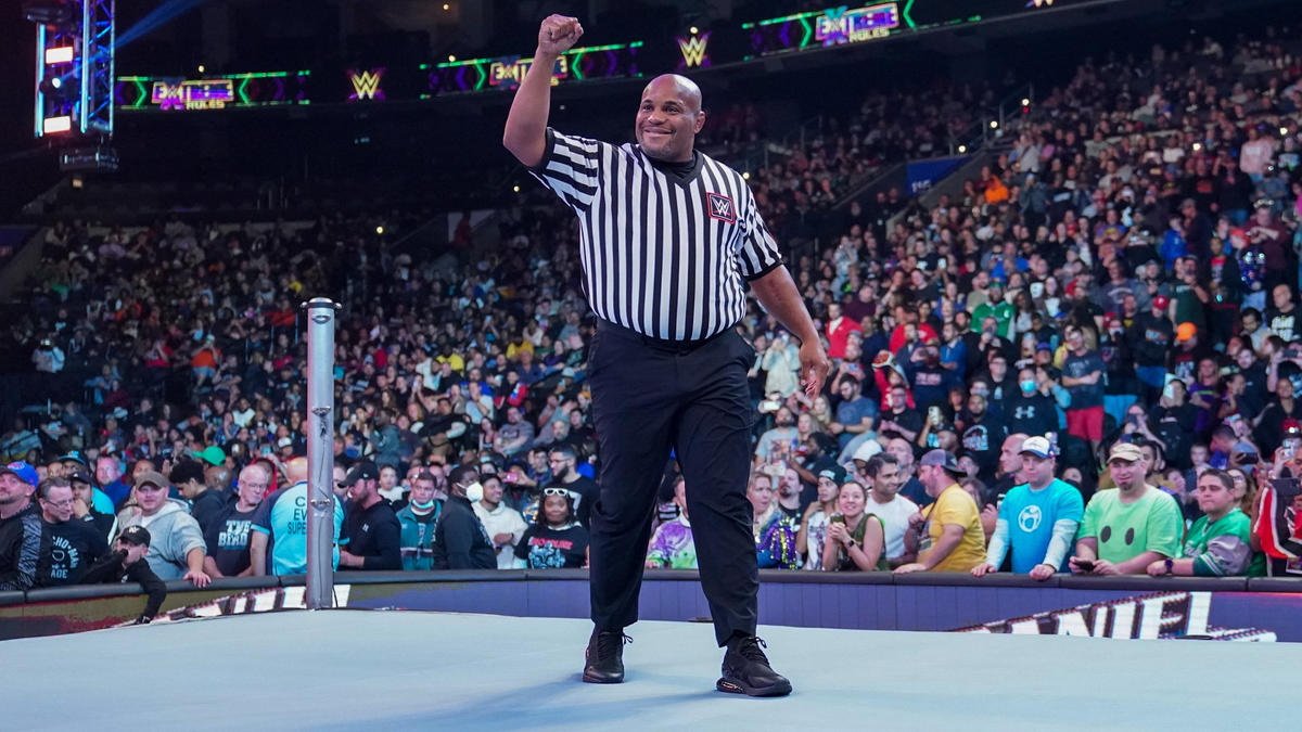 Daniel Cormier Plans To ‘Get In Shape’ Before Making WWE Return