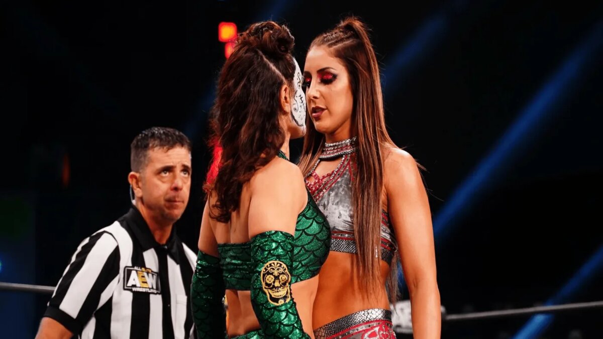 Britt Bake Thunder Rosa