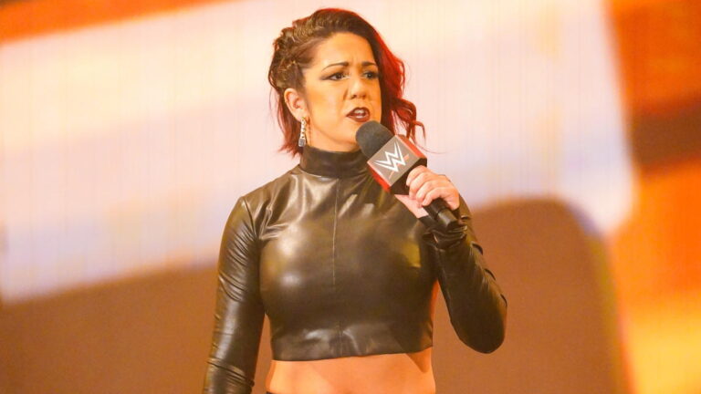 Bayley Tells WWE Star To Never Return To SmackDown