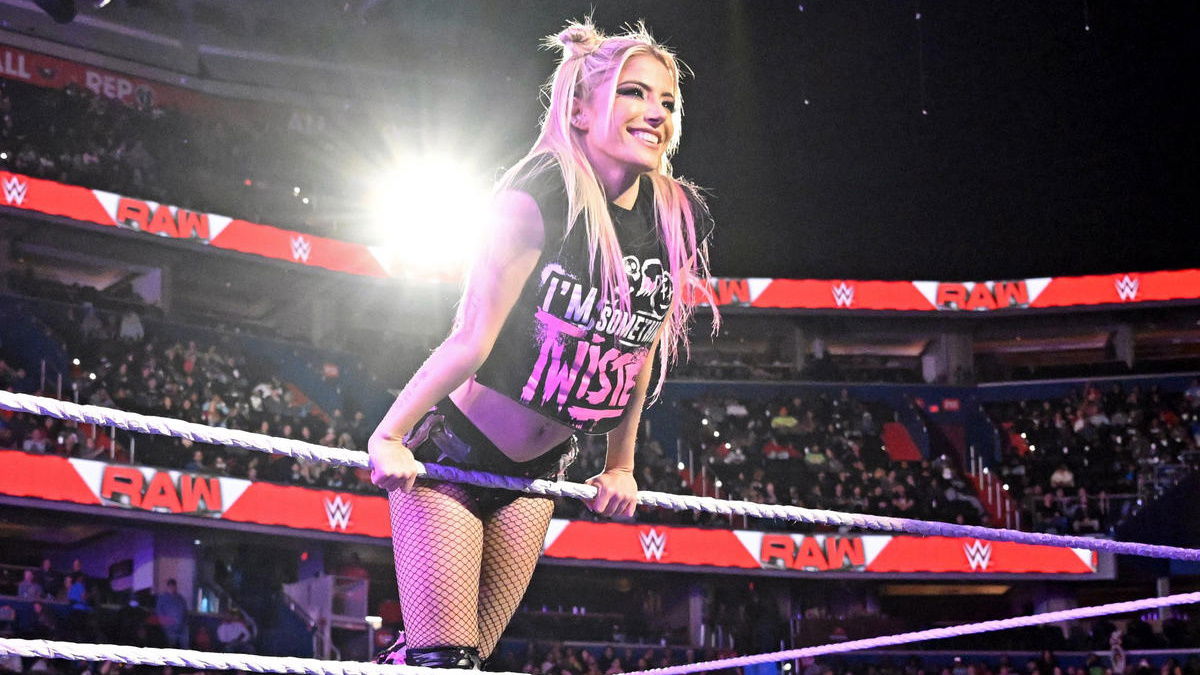 Alexa Bliss Undergoes Skin Cancer Treatment