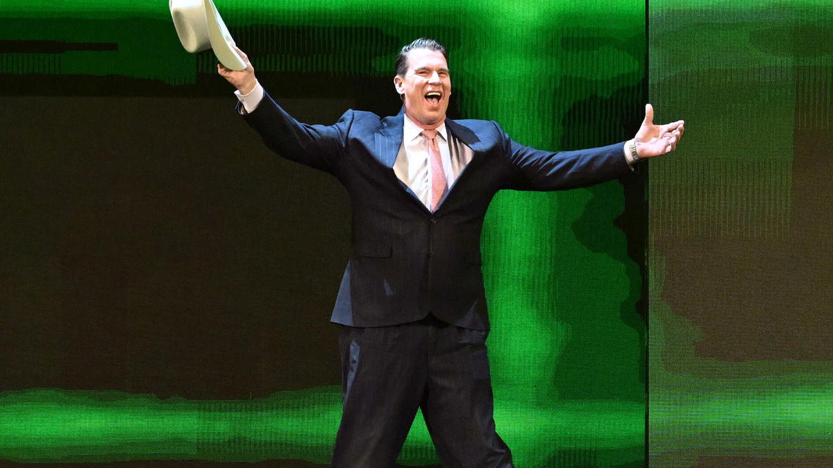 WWE Hall of Famer JBL