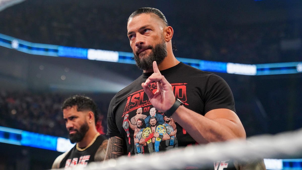 Popular WWE Star Addresses Rumor He Wants Roman Reigns Contract