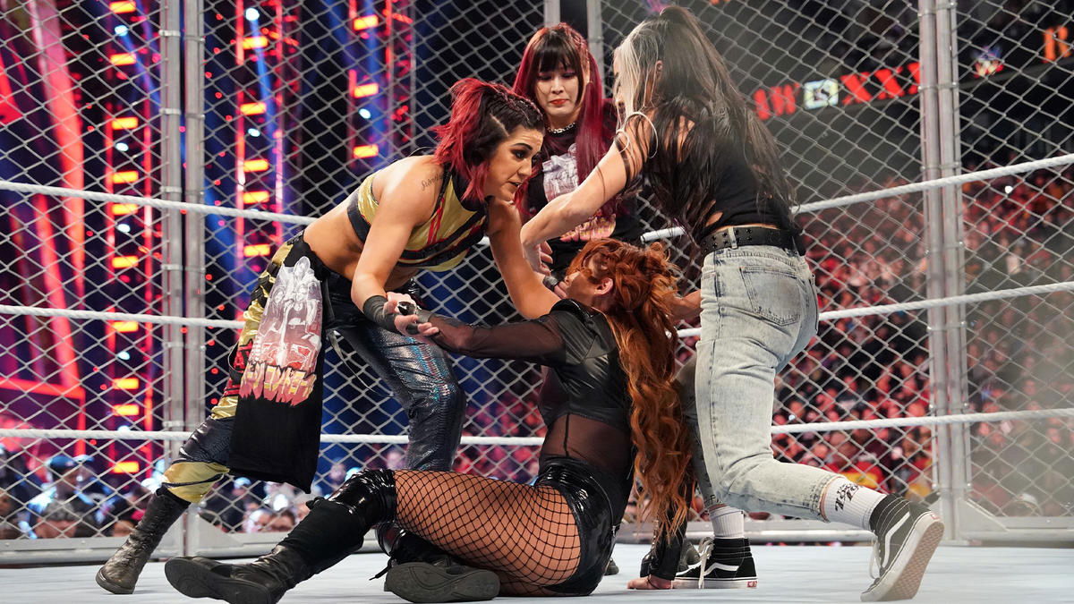 WrestlingWorldCC on X: Becky Lynch and Bayley's cage match was reportedly  cut for time.  / X